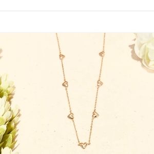 Dainty heart chain necklace
